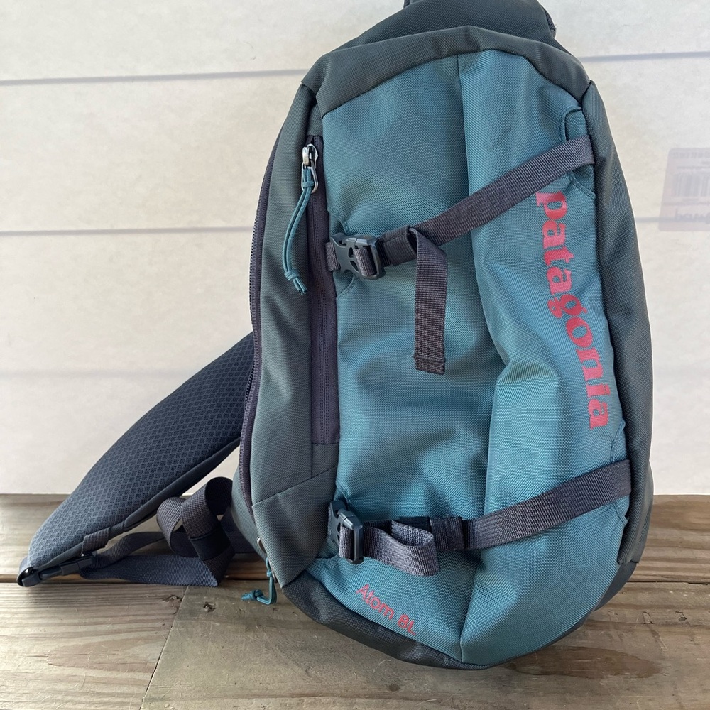 Patagonia atom sling 8L